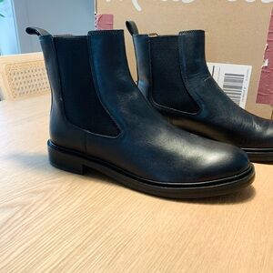 Madewell Benning Chelsea Boot in Black Leather - Size 10 - NWT!